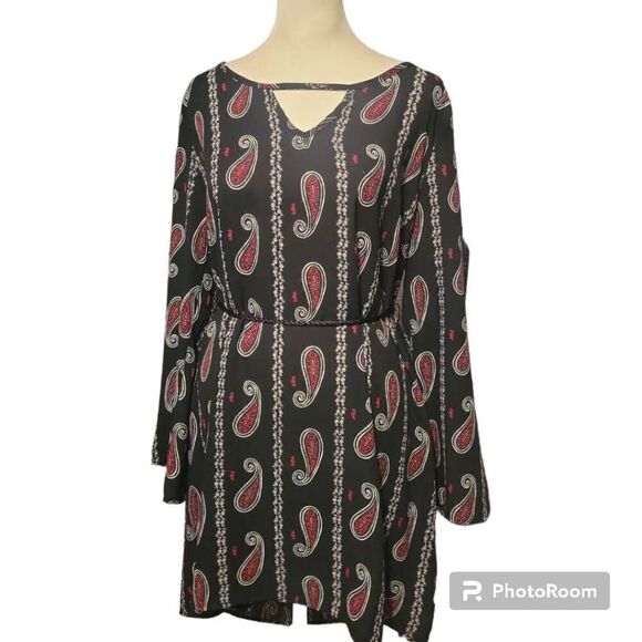 NWT Charlotte Russe Paisley Dress Women's Size Large - Picture 1 of 11